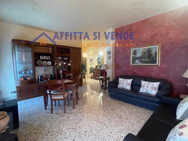 Pentalocale in vendita a Siracusa