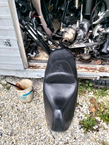 SELLA NERA ORIGINALE PIAGGIO BEVERLY TOURER 125/250/300/400/500 cc