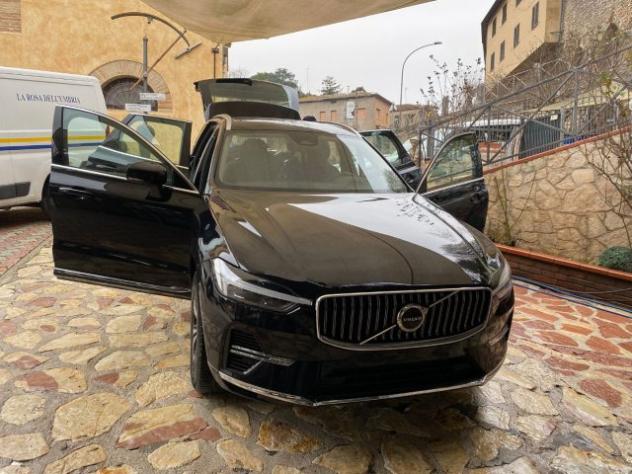 VOLVO XC60 T6 Recharge Plug-in Hybrid AWD automatico Core rif. 23184303 - Foto 2