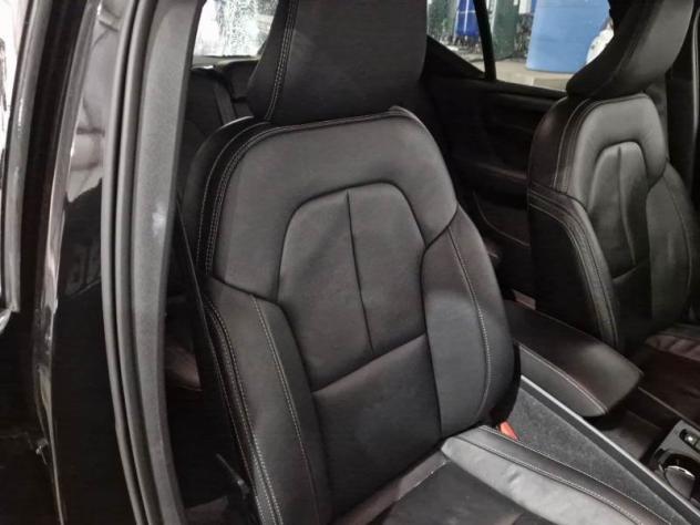 Volvo XC40 Recharge T5 180+82 CV Recharge Plug-In Hybrid Inscription - Foto 7