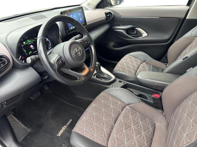 Toyota Yaris Cross 1.5H (116 CV) E-CVT Lounge - Foto 7