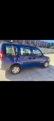 FIAT DOBLO 2A SERIE anno 2007 7 posti benzina - Foto 3