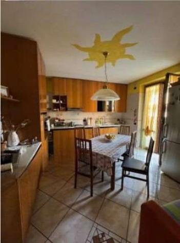 226/2025 U VA - Porzione di villa a schiera in asta a Marnate - Foto 9