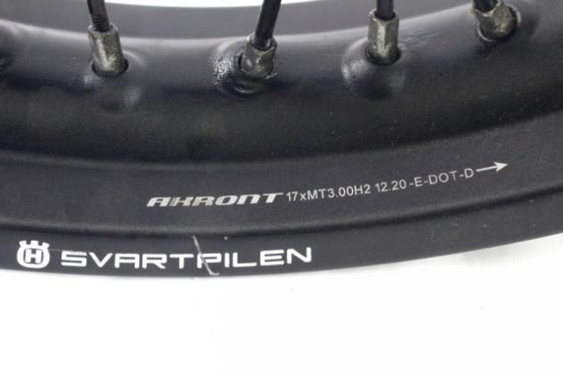 HUSQVARNA SVARTPILEN 125 28109001044C1A CERCHIO RAGGI ANTERIORE 17X3.00 21 - 23 FRONT WHEEL LEGGERMENTE STORTO - Foto 7