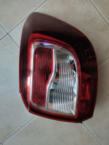 Vendita fanale posteriore destro  DACIA SANDERO STEPWAY anno 2014