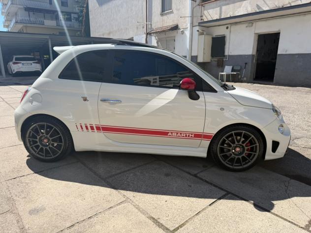 Abarth 500 1.4 Turbo T-Jet - Foto 6