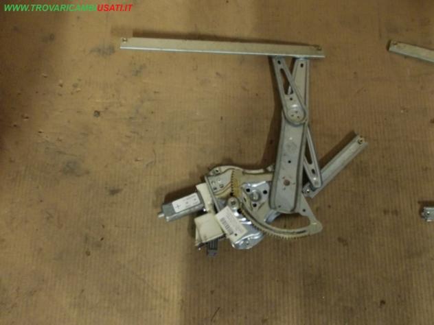 ALZACRISTALLO ELETTR. PORTA ANT.D. 6 FILI TOYOTA AVENSIS (T250) 4 porte / SW   TOYOTA - AVENSIS 4 porte / SW - 01-05-2003 - 01-12-2008