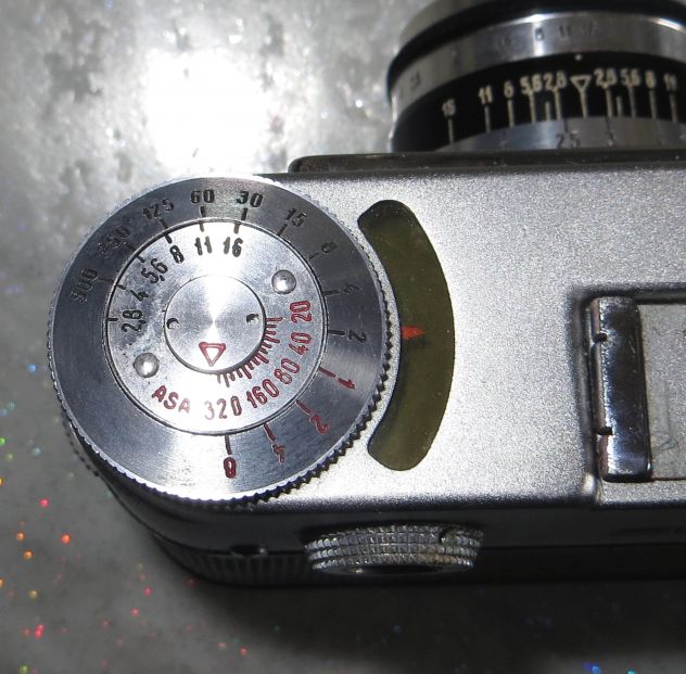 FOTOCAMERA Sovietica FED / REVUE 4, vintage, periodo 1964-1976 - Foto 5