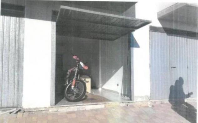 Immobile in asta di 108 m², box auto in vendita a Penne - Foto 3
