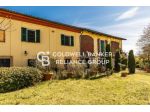 Rustico / Casale di 504 m² con più di 5 locali e box auto in vendita a Port &hellip;