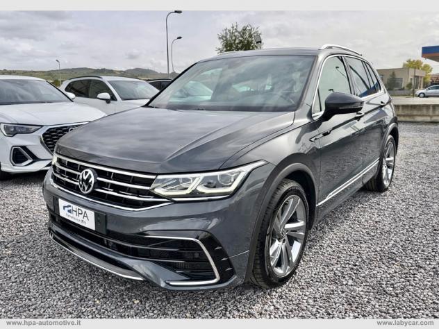 VOLKSWAGEN Tiguan 2.0TDI R-LINE FULL LED NAVI AID ACTIVE INFO DISPLAY PELLE RETROCAMERA