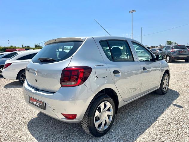 Dacia Sandero 0.9 benzina - Foto 6