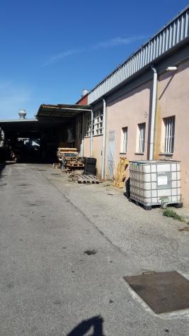 Capannone artigianale in vendita a San Miniato 380 mq  Rif: 882520
