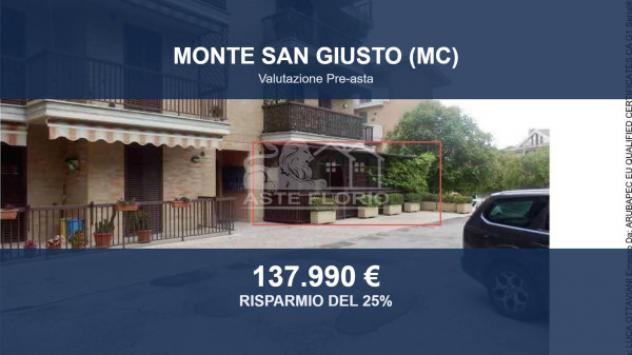 Immobile in asta di 123 m² con più di 5 locali e box auto in vendita a Monte San Giusto
