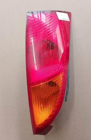 FANALE POST. DX 999-U1304914 Parti elettriche  Fanaleria  Fanali  Fanale post. dx. FORD - FOCUS - 01-10-1998 - 01-10-2001
