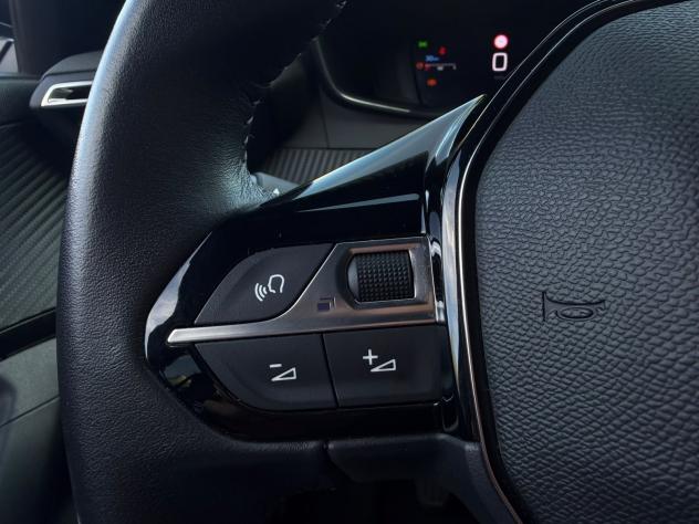 Peugeot 2008 PureTech 100 Allure S/S - Foto 9
