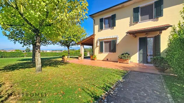 TERRATETTO di 6 vani e di 180 mq (ALTOPASCIO) rif. 3618 - Foto 3