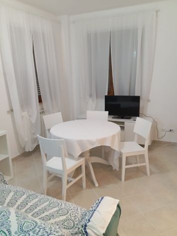 ARCO DI TRAVERTINO MONOLOCALE CON UTENZE COMPRESE