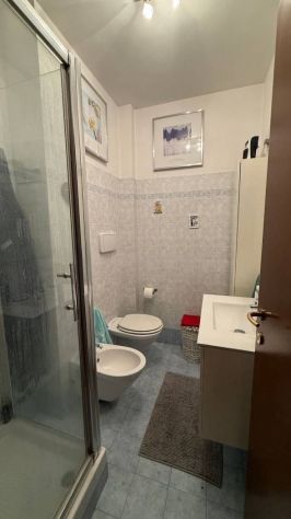 FONTE LAURENTINA QUADRILOCALE CON DOPPI SERVIZI - Foto 5