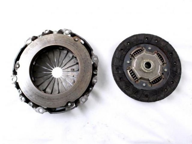 KIT FRIZIONE CON SPINGIDISCO PEUGEOT 207 CC 1.6 B 88KW 5M 2P (2008)  …