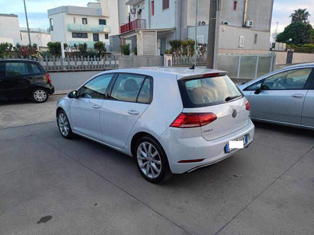 Volkswagen Golf 1.000 TSI 110 CV - Foto 3