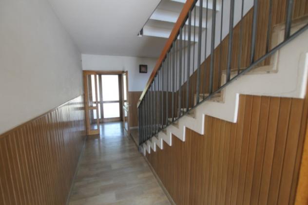 Appartamento di 131 m² con 4 locali e box auto in vendita a Padova - Foto 2