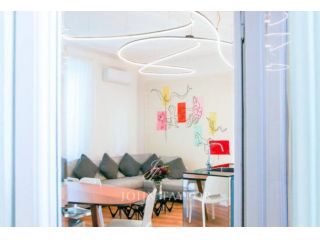 Appartamento di 85 m² con 5 locali in affitto a Milano