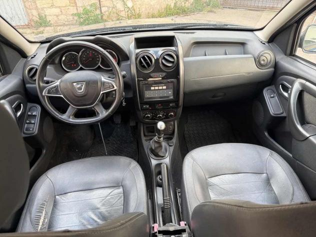 Dacia Duster 1.5 dCi 110CV Start&Stop 4x2 Lauréate - Foto 8