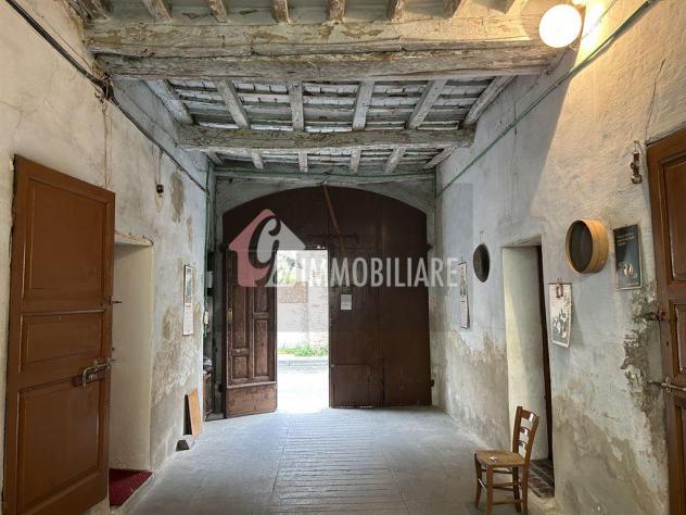 CASA SEMINDIPENDENTE CON AMPIO RUSTICO E GIARIDNO INTERNO - Foto 3