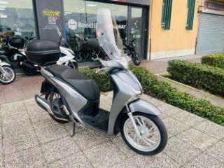 HONDA SH 150 PASSAGGIO E TAGLIANDO INCLUSO MINI RATE rif. 23989802
