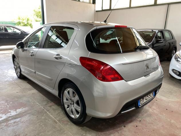 Peugeot 308 1.6 8V HDi 93CV 5p. Active - Foto 6