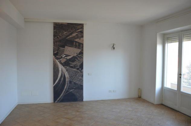 Appartamento di 121 m² con 3 locali e box auto in vendita a Gallarate - Foto 5