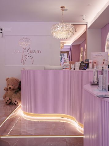 SENIOR BEAUTY SPECIALIST -Estetica Avanzata Vomero Part time Urgente