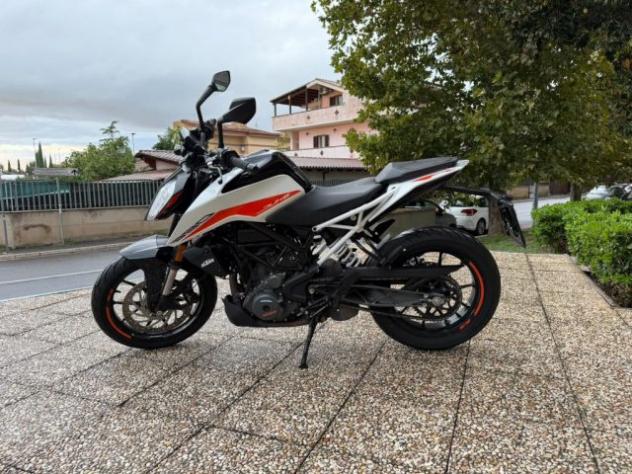 KTM 390 Duke TUTTO INCLUSO ANCHE PASSAGGIO! MINI RATE rif. 24190877 - Foto 8