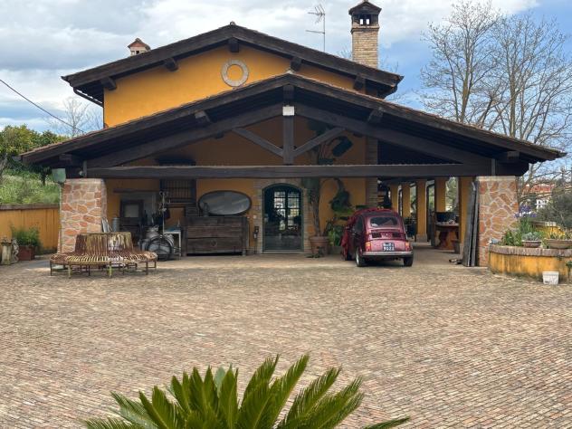 Villa in Via di Casalotti