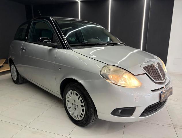 Lancia Ypsilon 1.2 Argento - Foto 4