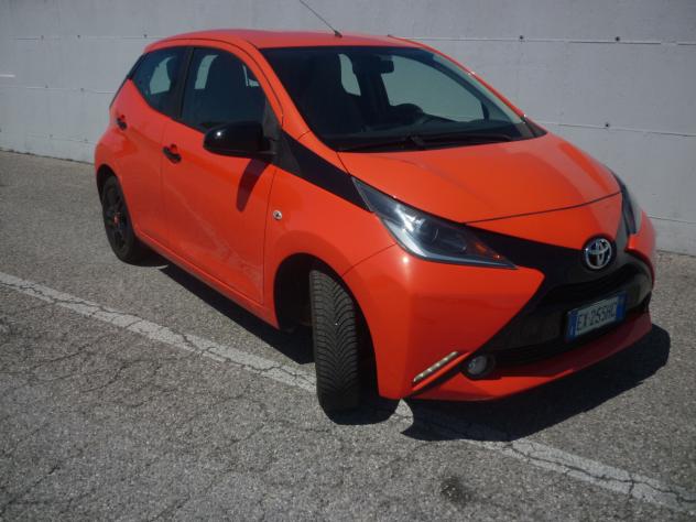 TOYOTA AYGO 1.0 VVT-i 69cv 5 Porte - x Clusiv - Foto 4