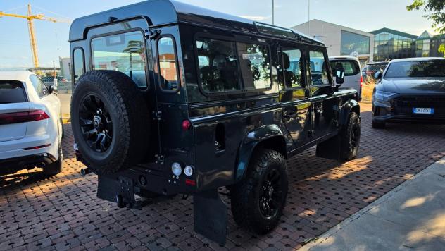 Land Rover Defender 110 2.2 TD4 Station Wagon N1 5 P. motore nuovo percors KM 15.000 - Foto 8