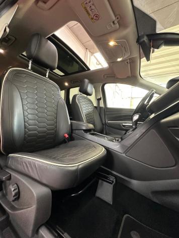 Ford Kuga 2.0 TDCI 180 CV S&S 4WD Powershift Vignale - Foto 10