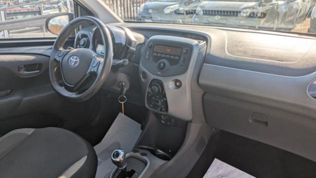 TOYOTA Aygo Connect X-COOL 1.0cc 72cv M-MT rif. 24097751 - Foto 10