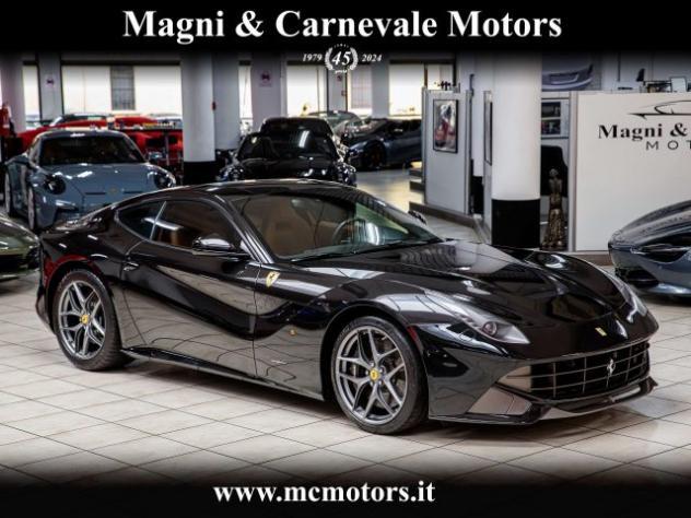 FERRARI F12 BERLINETTA|LIFT|CARBON+LEDS|DISPLAY PASS|SCUDETTI| rif. 24193338