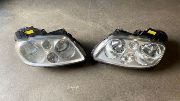 Fari anteriori Volkswagen Touran del 2006