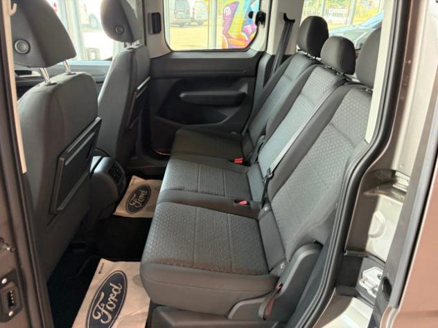 FORD Tourneo Connect 2.0TDCI 122cv C.AUT. 7R TITANIUM 5 POSTI rif. 21730268 - Foto 9