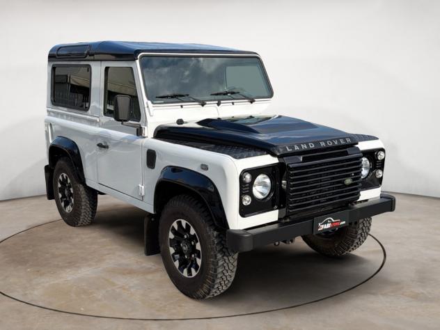 Land Rover Defender Defender 90 2.2 TD4 122 Cv SW - Cerchi, Clima, Radio ecc
