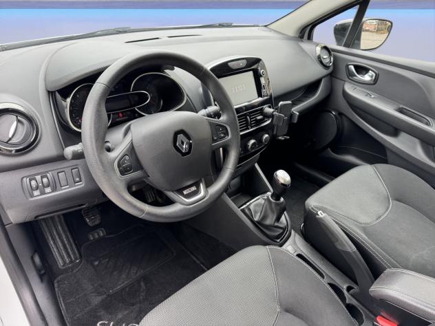 Renault Clio dCi 8V 75 CV 5 porte Moschino Zen - Foto 7