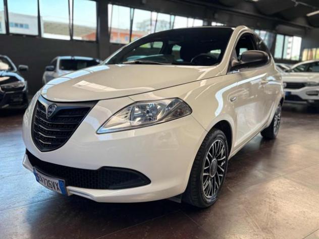 LANCIA Ypsilon 1.2 69 CV 5 porte S&S S Momodesign rif. 23647560 - Foto 8