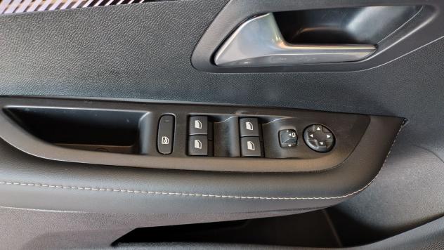 Peugeot 208 Allure PureTech 100 S/S - Foto 9