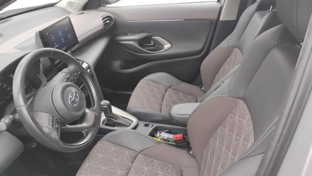 Toyota Yaris Cross 1.5H (116 CV) E-CVT Lounge - Foto 4