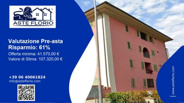 Immobile in asta di 176 m², box auto in vendita a Cingoli