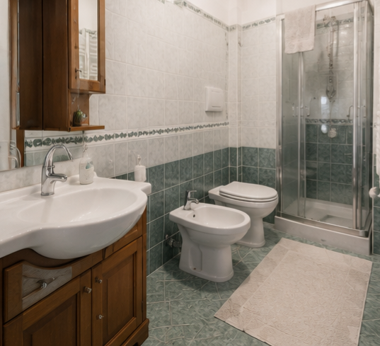 LUNGO PO ANTONELLI DECOROSO TRILOCALE ARREDATO - Foto 4
